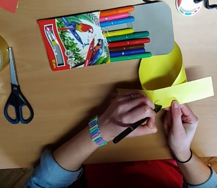 Vyrob si letadélko z papíru